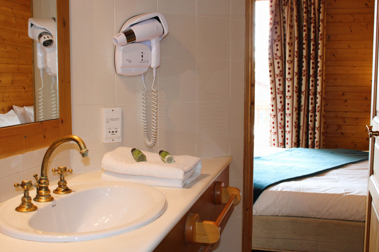 Bathroom 3, Solaise Plein Sud, Savoie