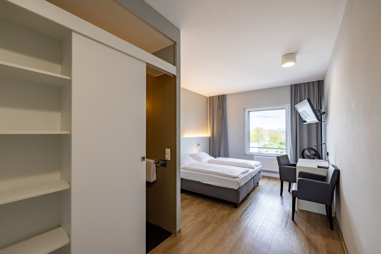 Bedroom 3, mk | hotel stuttgart, Stuttgart