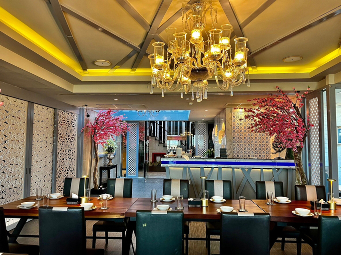 Food & Drinks 4, Sky Dome Resotel, Lat Phrao