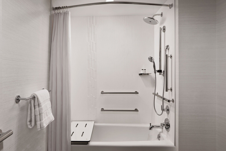 Bathroom 5, Sheraton Reston Hotel, Fairfax