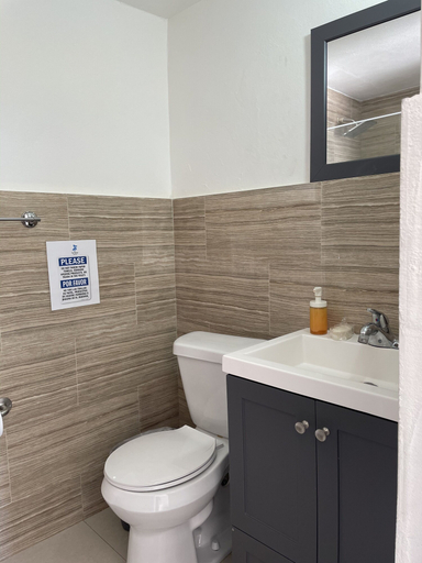 Bathroom 5, Aura House Isla Verde
