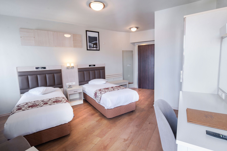 Bedroom 3, Bolu Grand Koroglu Otel, Merkez