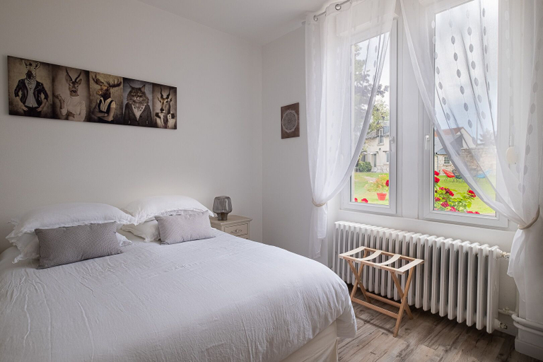 Bedroom 3, Manoir des Bertinières, Indre-et-Loire