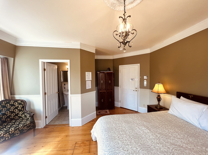 Bedroom 3, Le Chateau du Lac, Memphrémagog