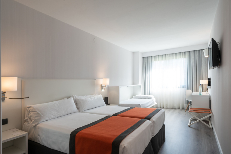 Bedroom 3, Catalonia Sabadell, Barcelona