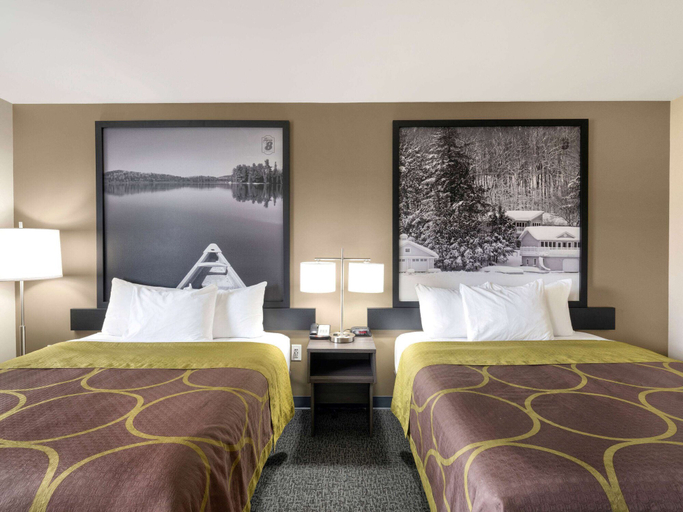 Bedroom 3, Super 8 by Wyndham Moosonee, Cochrane