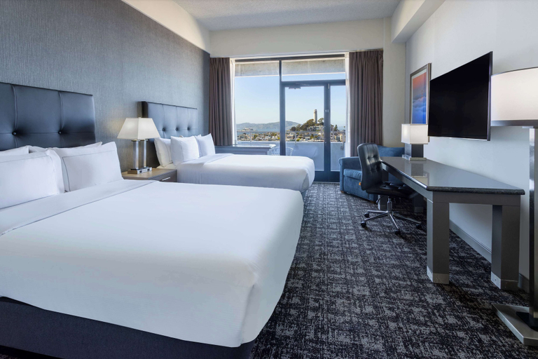 Bedroom 3, Hilton San Francisco Financial District, San Francisco