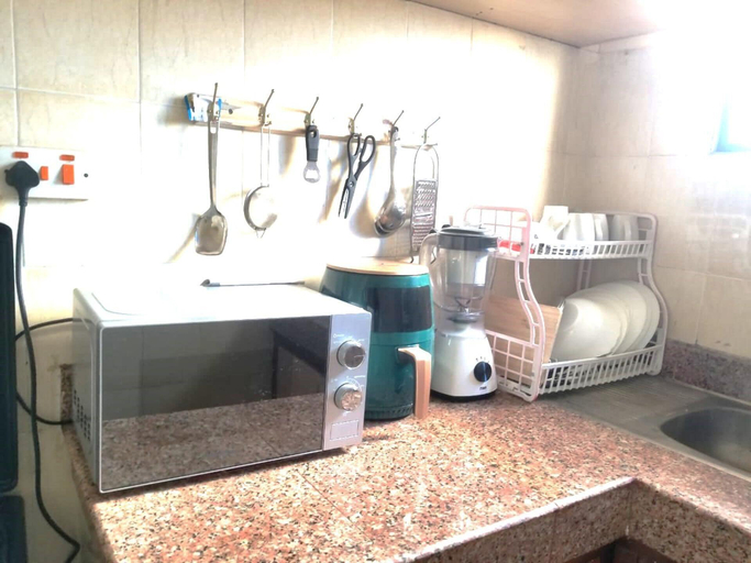 Others 5, Inviting 1-bed Cozy Apartment in Mombasa, Nyali