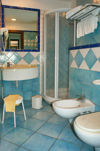 Bathroom 4, Hotel Villa Ciccio, Napoli
