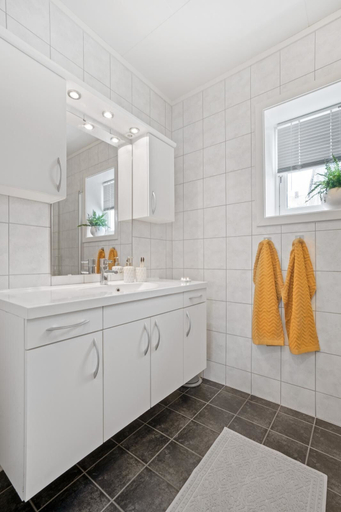 Bathroom 4, Modern apartment Tromsø, Tromsø