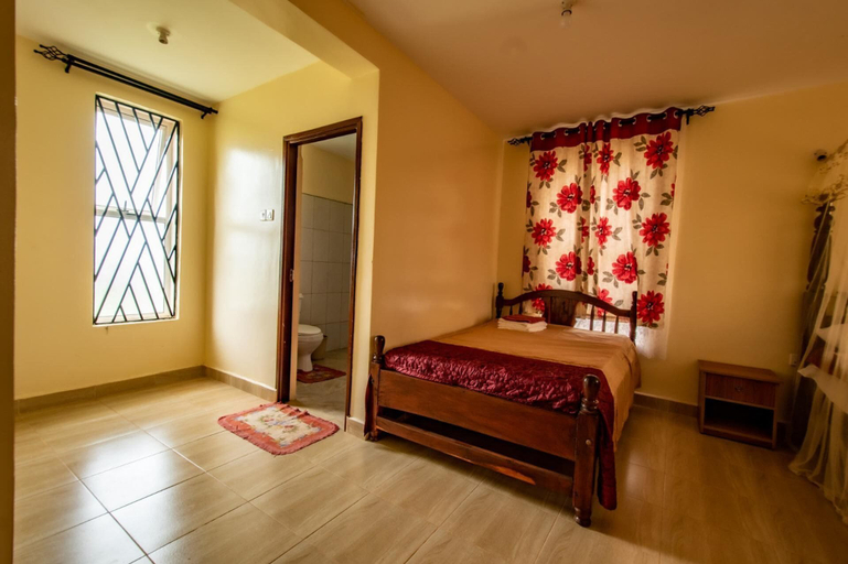 Room 3, Stunning 3-bed Apartment in Najjera, Jinja