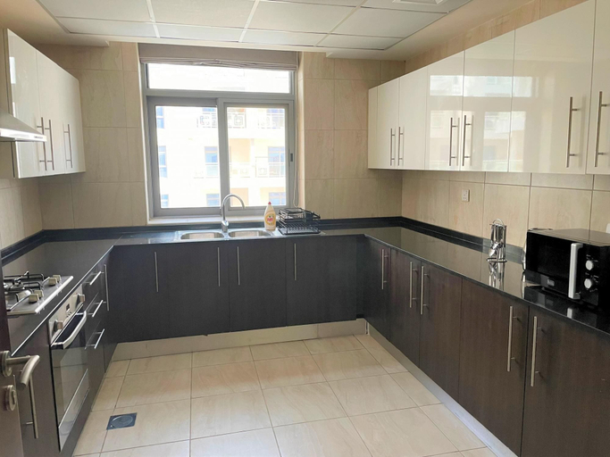 Room 4, Elite LUX Holiday Homes - Spacious 2BR With Direct Metro Access in Al Furjan Dubai, Dubai