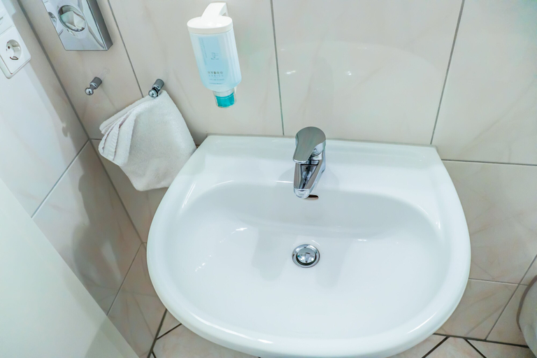 Bathroom 4, Hotel Münkel, Region Hannover