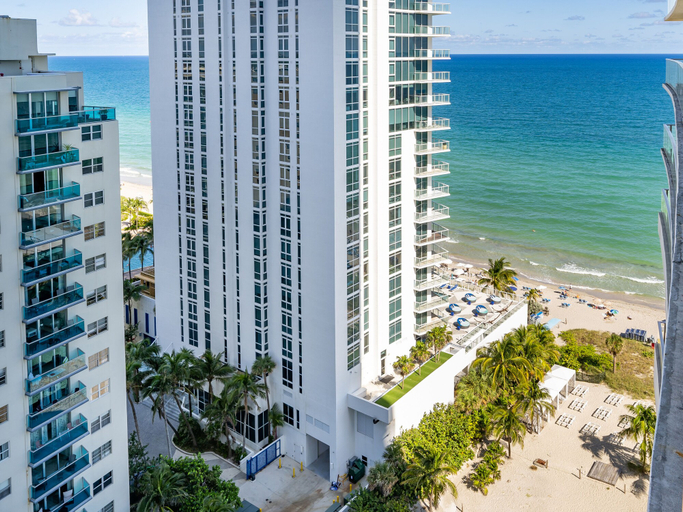 Exterior & Views, Beachfront Condos at HR by Cielo Stays, Broward