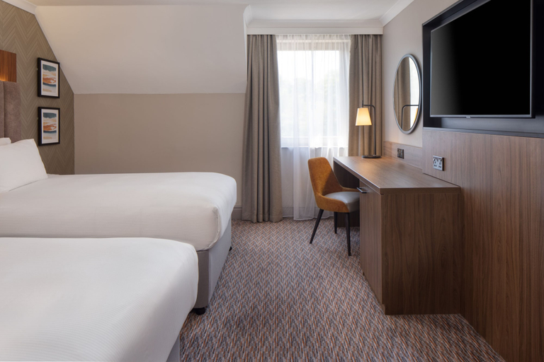 Bedroom 2, DoubleTree by Hilton Southampton, Hampshire