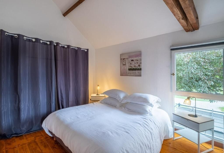 Bedroom 2, Manoir des Bertinières, Indre-et-Loire