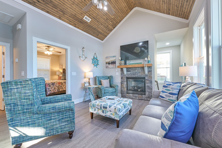 Others 5, Twin Creeks Resort Cottages, Franklin
