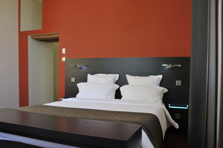 Bedroom 3, Chateau De Champlong, Loire