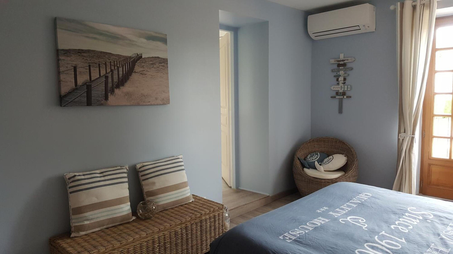 Bedroom 3, B&B & Spa Des Histoires d'Anges, Saône-et-Loire
