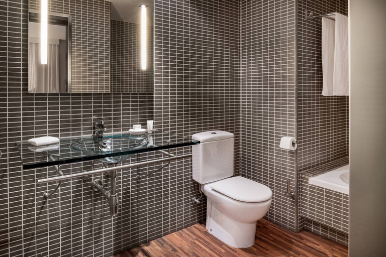 Bathroom 5, AC Hotel Palacio Universal by Marriott, Pontevedra