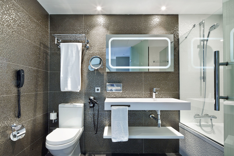 Bathroom 5, Hotel Vincci Gala, Barcelona