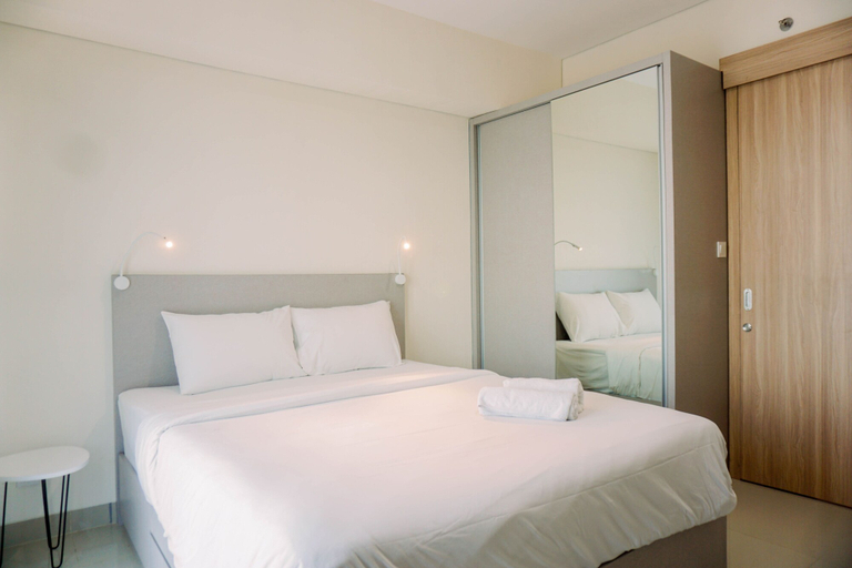 Bedroom 3, Homey And Simply Look 1Br Bintaro Embarcadero Apartment, South Tangerang