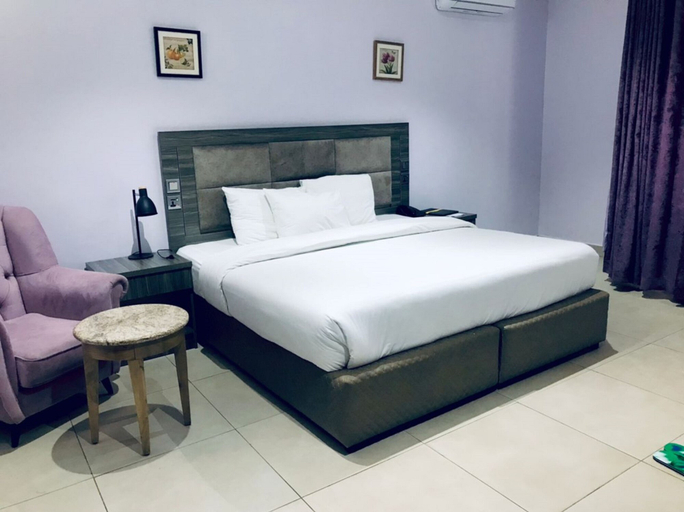 Bedroom 3, Eleventh House Hotel & Suites Ibadan, IbadanNorth-West