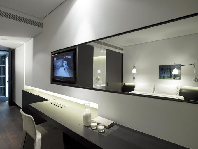 Bathroom 5, The Met Hotel, a member of Design Hotels, Central Macedonia