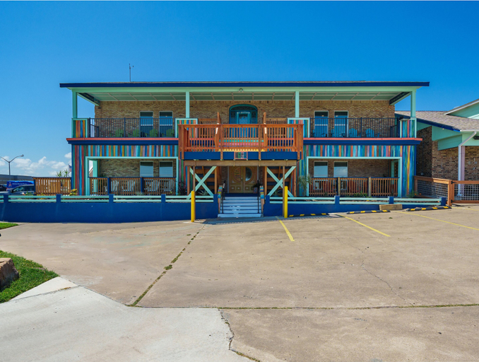 Exterior & Views 1, The Pigeon House, Aransas
