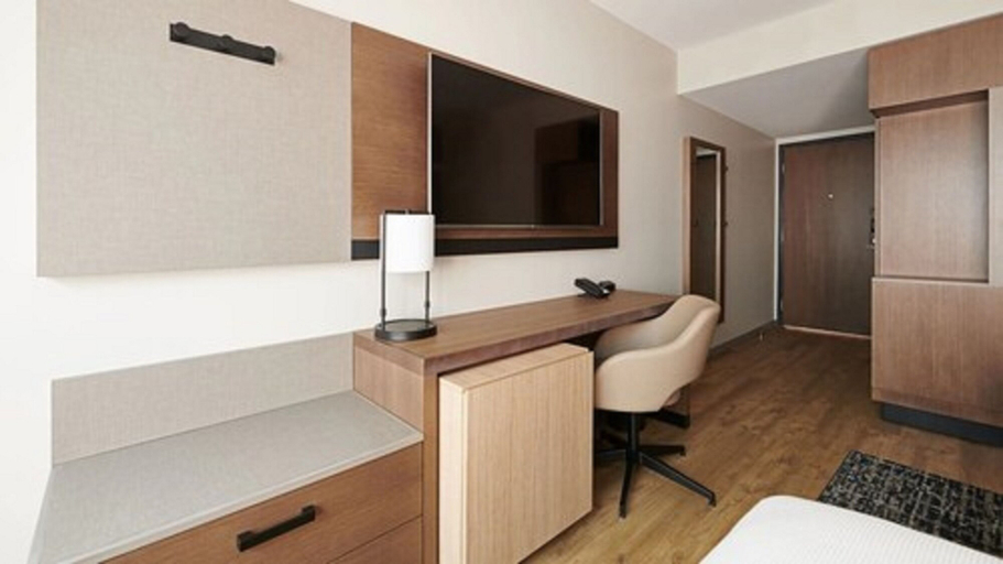 Bedroom 3, Hyatt Place Albany/Downtown, Albany