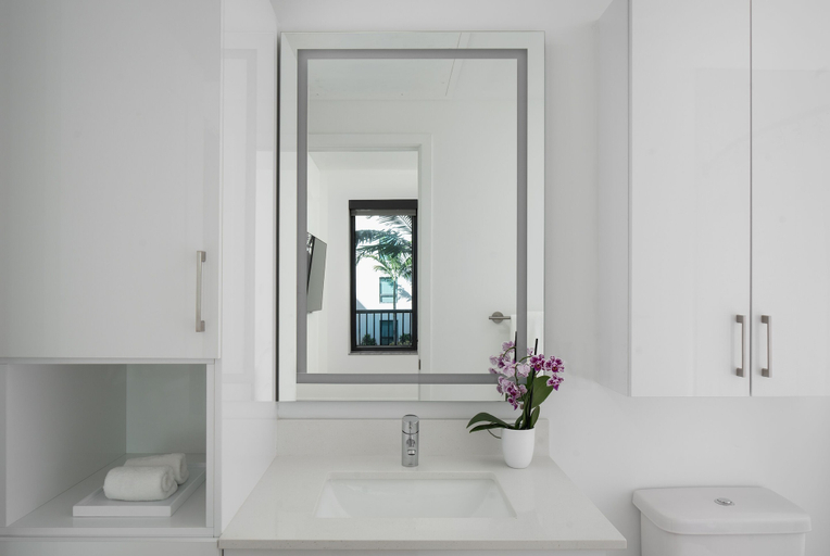 Bathroom 5, Hotel AKA West Palm, Palm Beach