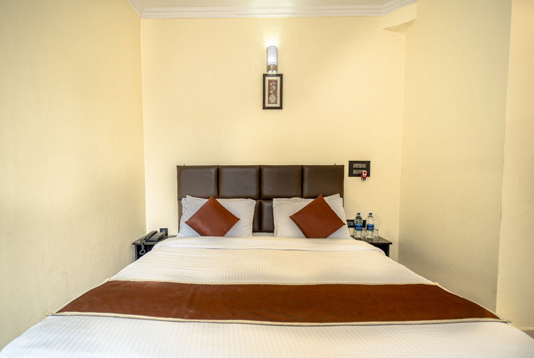 Bedroom 3, Flutter Hotels & Resort, Garhwal