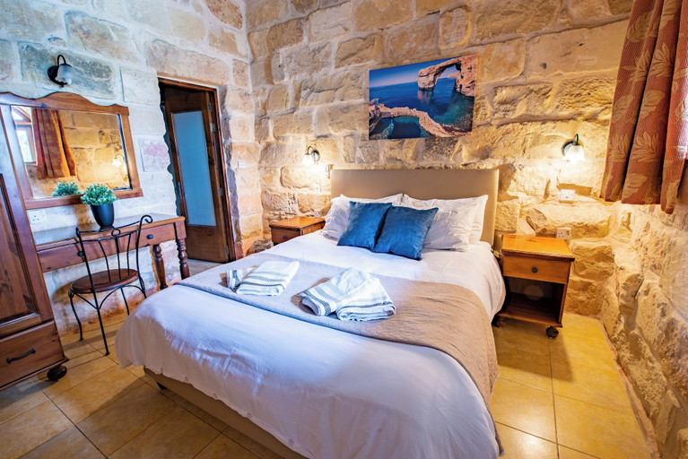 Bedroom 4, Villa Soldanis Sleeps 12 With Pool