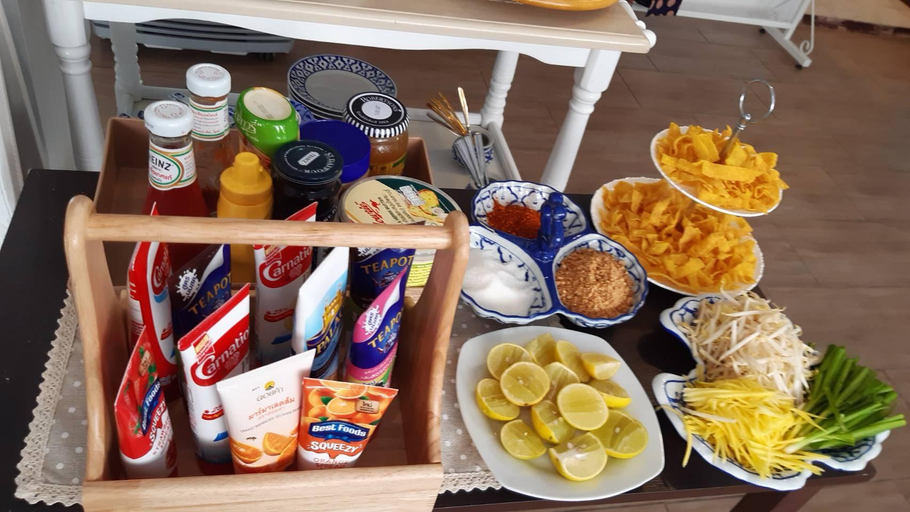 Food & Drinks 5, Zleepinezz Hostel, Phra Nakhon Si Ayutthaya