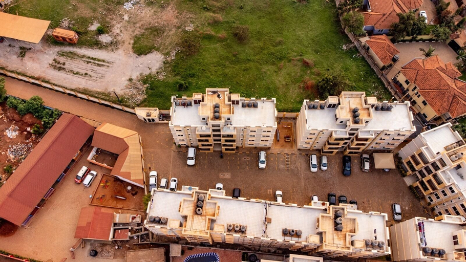Dining, Stunning 3-bed Apartment in Najjera, Jinja