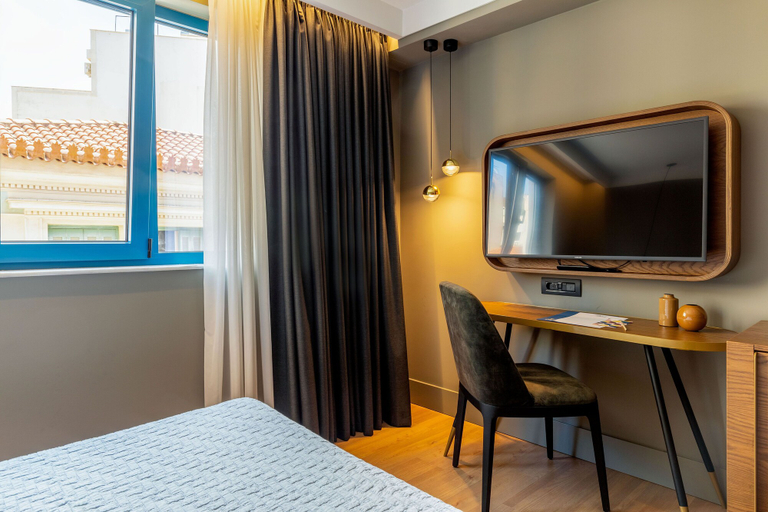 Bedroom 3, Bob W Athens Eolou, Attica