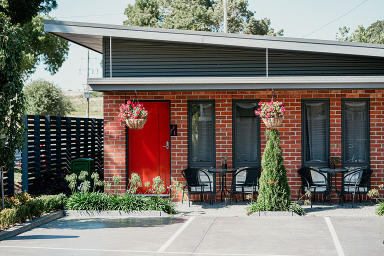 Exterior & Views 2, Daylesford Art Motel, Hepburn - East