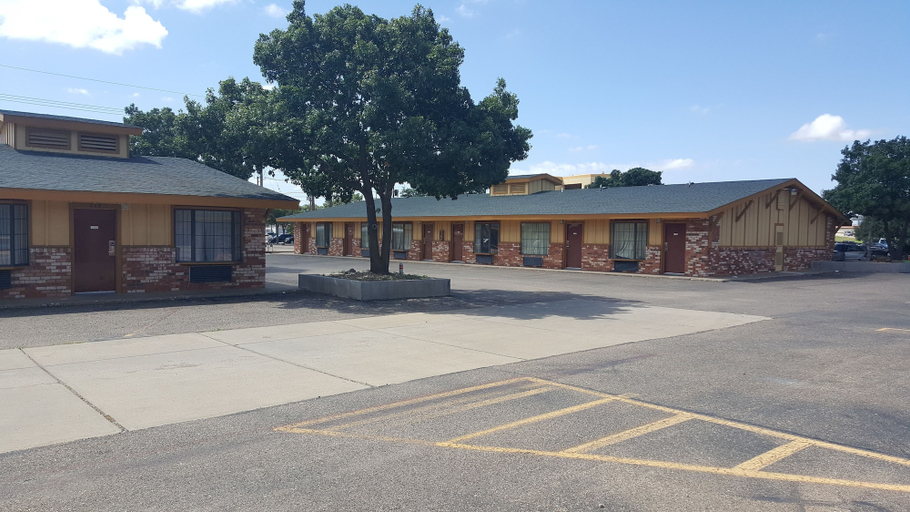 Exterior & Views 2, Travelodge by Wyndham Lubbock, Lubbock