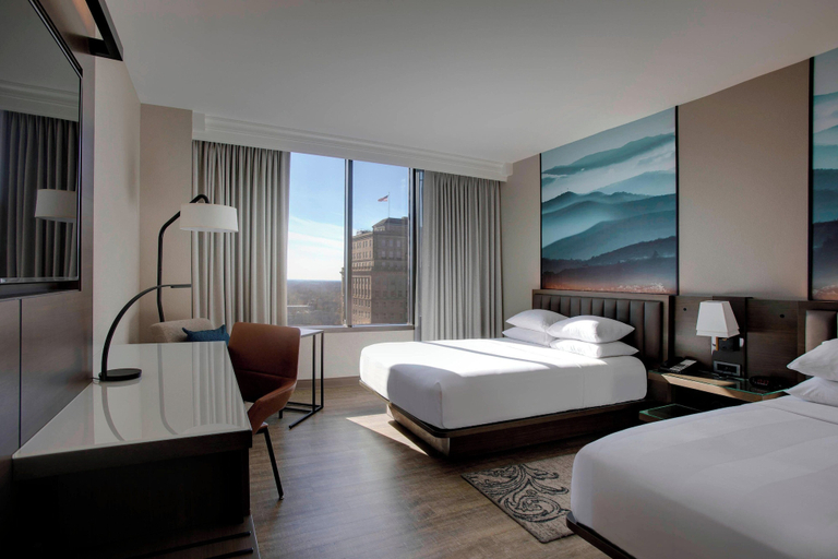 Bedroom 2, Winston-Salem Marriott, Forsyth