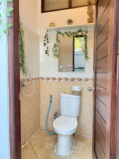 Bathroom 4, Villa Sunny Melati Canggu, Badung