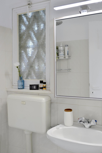 Bathroom, Athens Riviera Garden View Studio, Attica