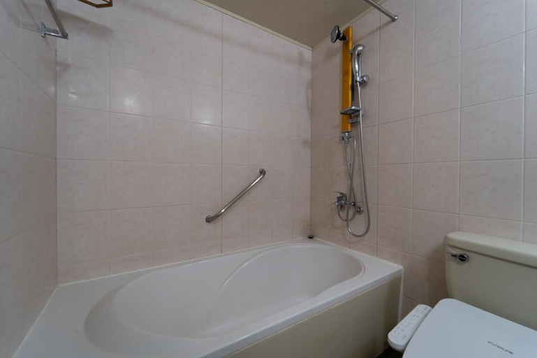 Bathroom, Jeju Honeycrown Hotel, Jeju