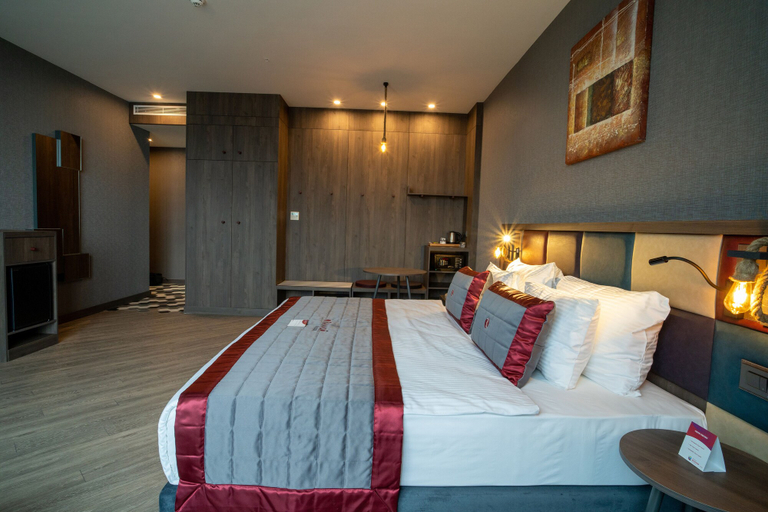 Bedroom 3, Ramada Encore by Wyndham Istanbul Avcilar, Avcılar