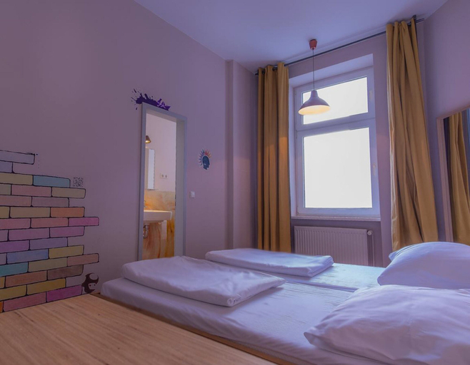 Bedroom 2, Sunflower Hostel Berlin, Berlin