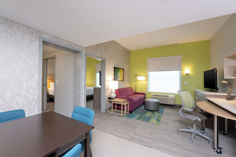 Bedroom 4, Home2 Suites by Hilton Indianapolis Airport, Indianapolis
