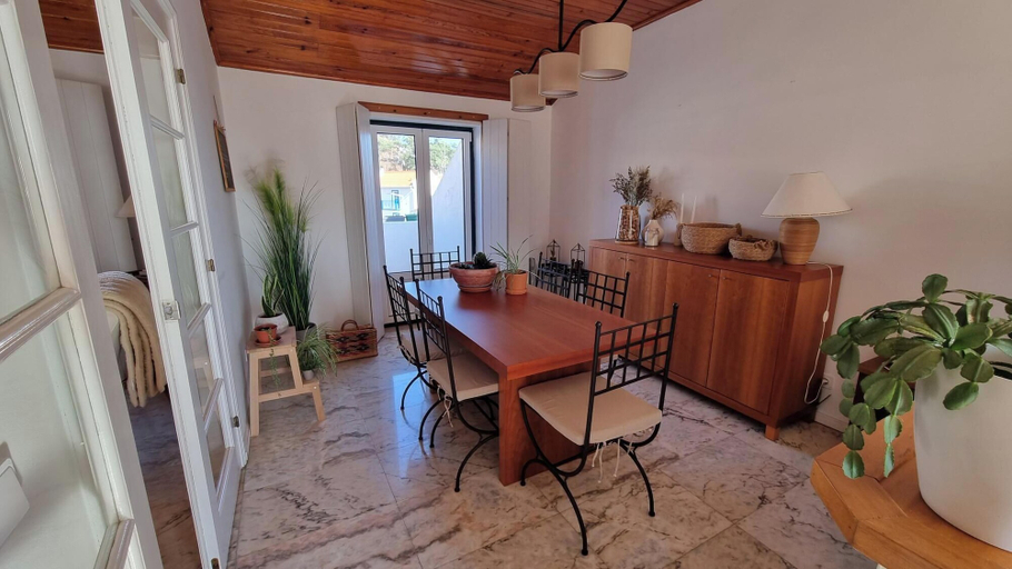 Dining 3, Casa Avo Nino Gueste House, Nazaré