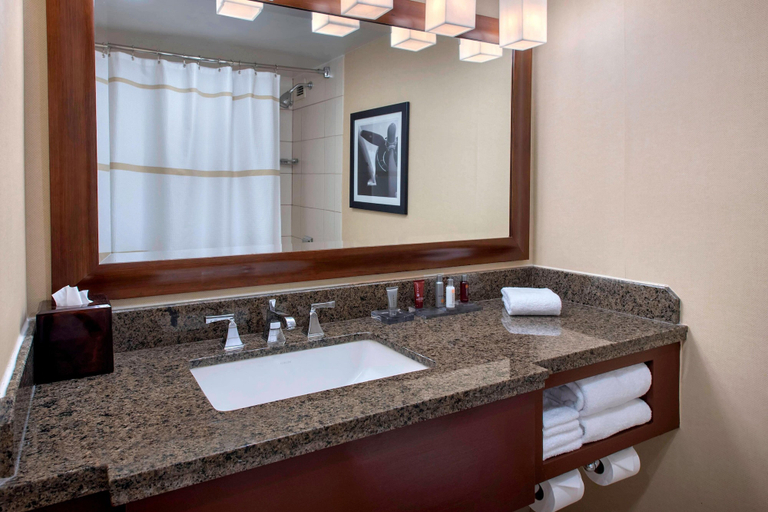 Bathroom 5, Long Island Marriott, Nassau