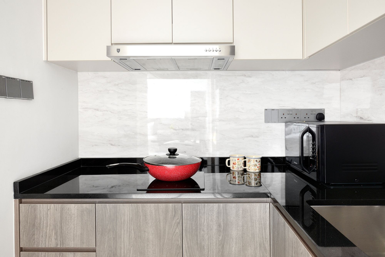 Others 4, Service Residence at Stevens, Singapura