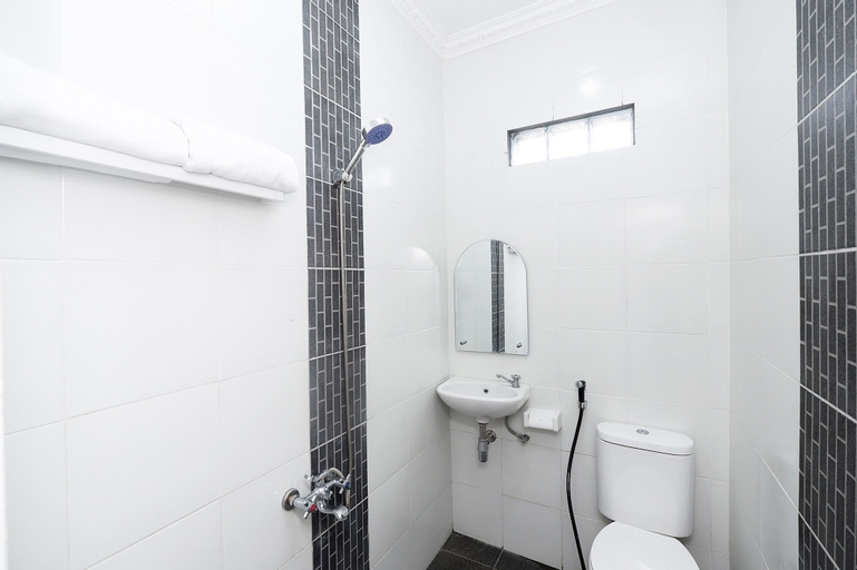 Bathroom 5