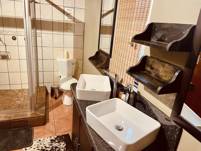 Bathroom 3, Nyala Luxury Safari Tents, Ehlanzeni
